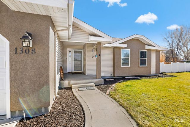 1308 Park Meadows Dr, Twin Falls, ID 83301