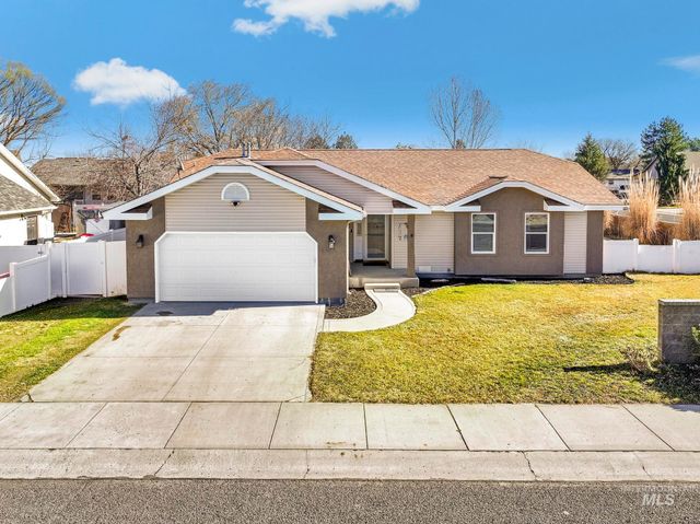 1308 Park Meadows Dr, Twin Falls, ID 83301
