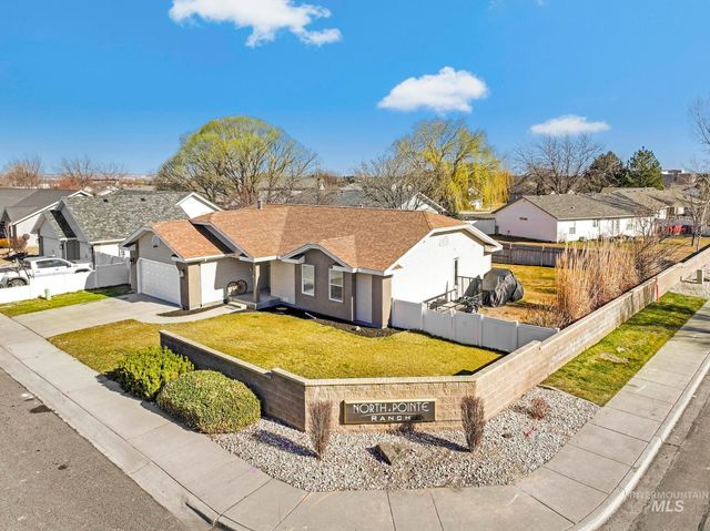 1308 Park Meadows Dr, Twin Falls, ID 83301