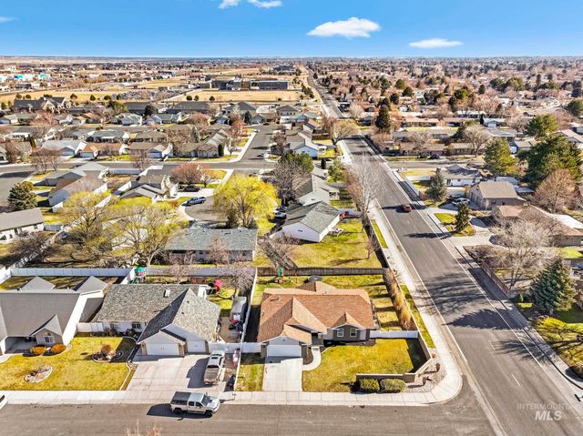 1308 Park Meadows Dr, Twin Falls, ID 83301