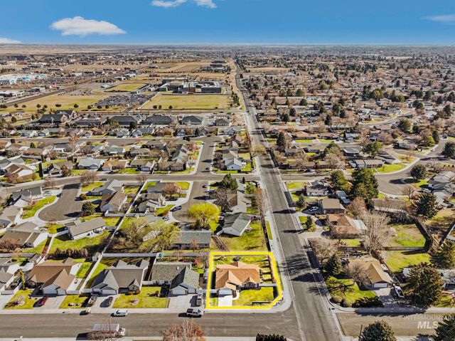 1308 Park Meadows Dr, Twin Falls, ID 83301