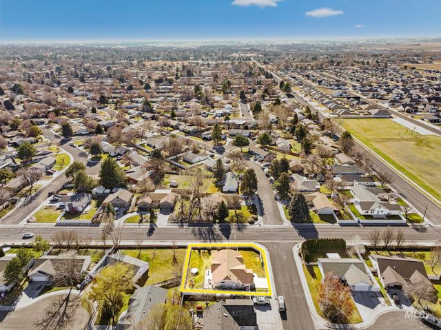 1308 Park Meadows Dr, Twin Falls, ID 83301