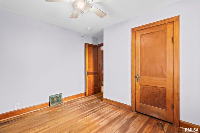 235 N ILLINOIS Street, Springfield, IL 62702