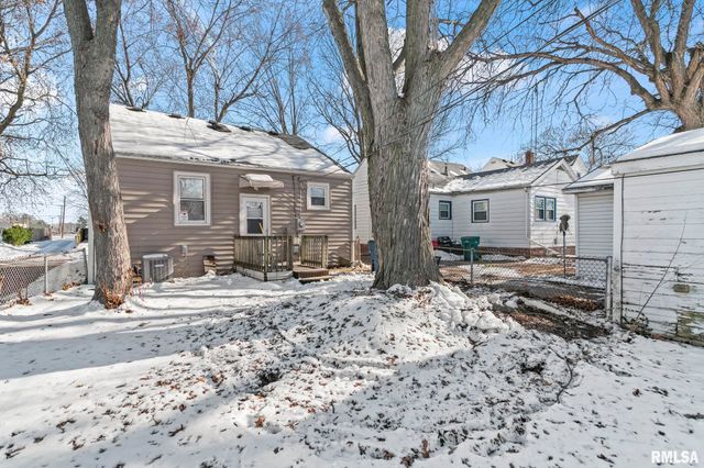 235 N ILLINOIS Street, Springfield, IL 62702