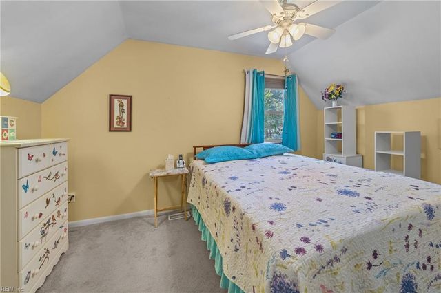 301 Shamrock AVE, Yorktown, VA 23693