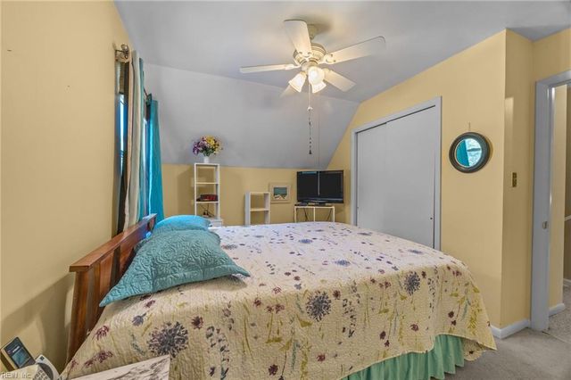 301 Shamrock AVE, Yorktown, VA 23693