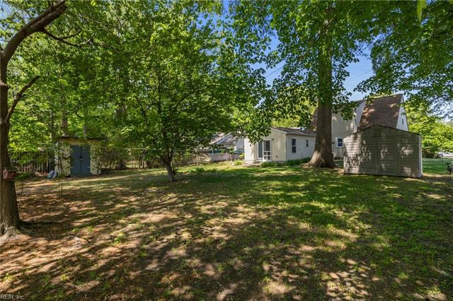 301 Shamrock AVE, Yorktown, VA 23693