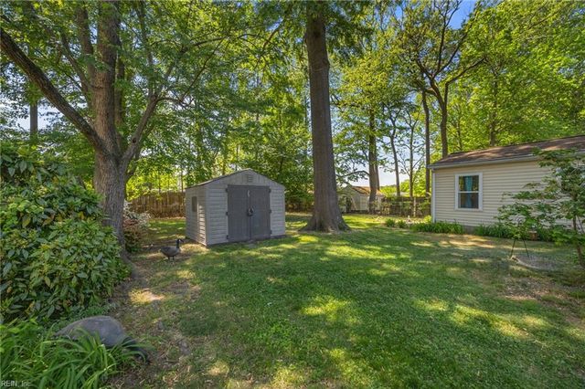 301 Shamrock AVE, Yorktown, VA 23693