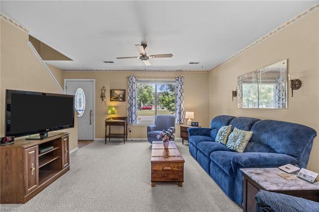 301 Shamrock AVE, Yorktown, VA 23693
