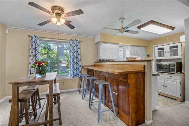 301 Shamrock AVE, Yorktown, VA 23693