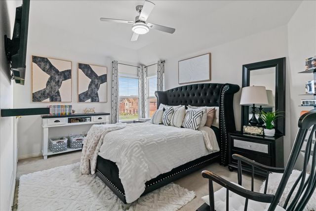 1137 Versailles Avenue, Desoto, TX 75115