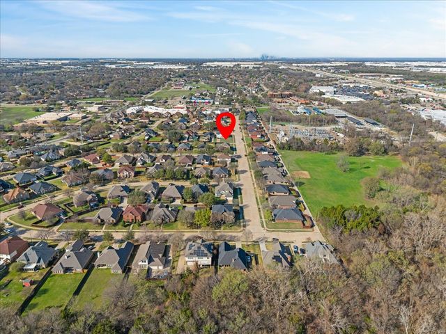 1137 Versailles Avenue, Desoto, TX 75115