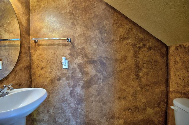 873 Silver Avenue SW, Albuquerque, NM 87102