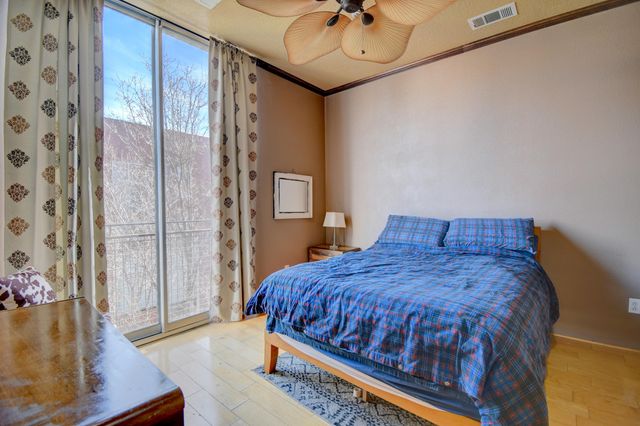 873 Silver Avenue SW, Albuquerque, NM 87102