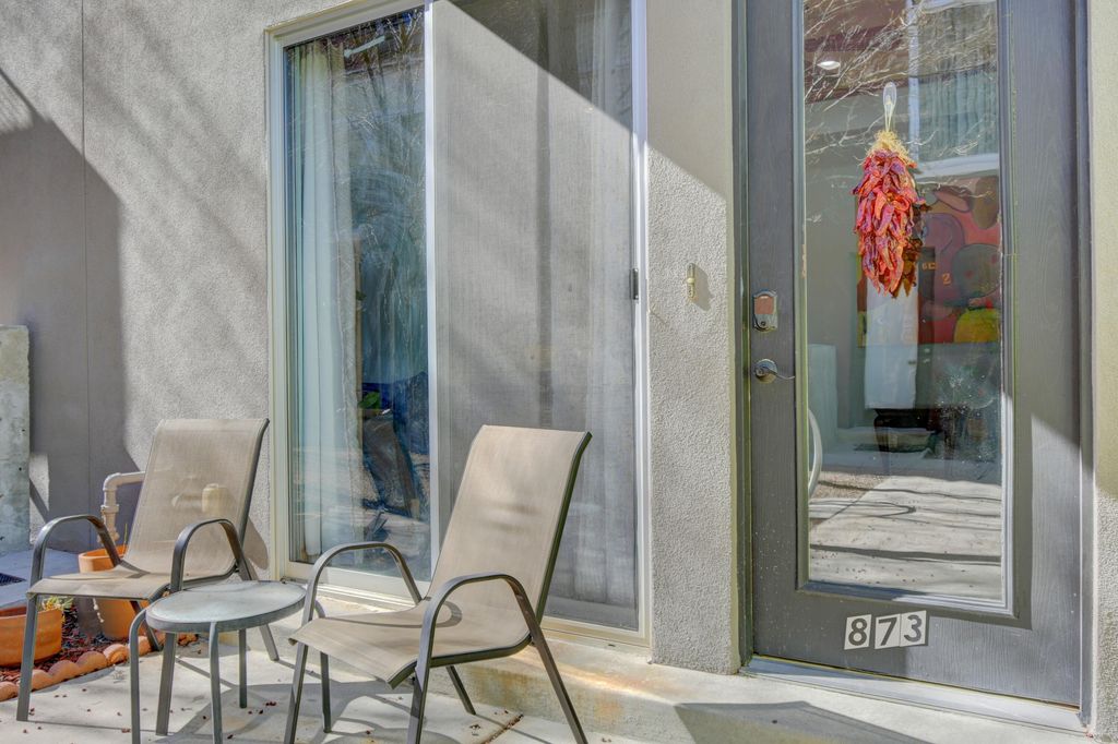 873 Silver Avenue SW, Albuquerque, NM 87102