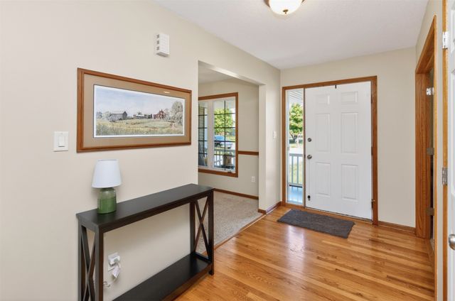 909 NE 16th Street, Ankeny, IA 50021