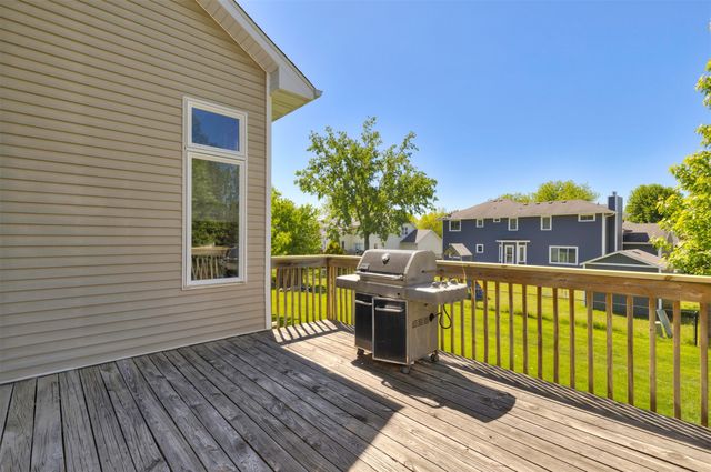 909 NE 16th Street, Ankeny, IA 50021