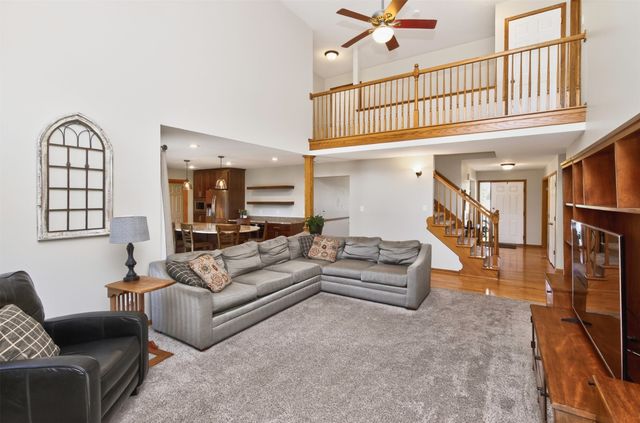 909 NE 16th Street, Ankeny, IA 50021