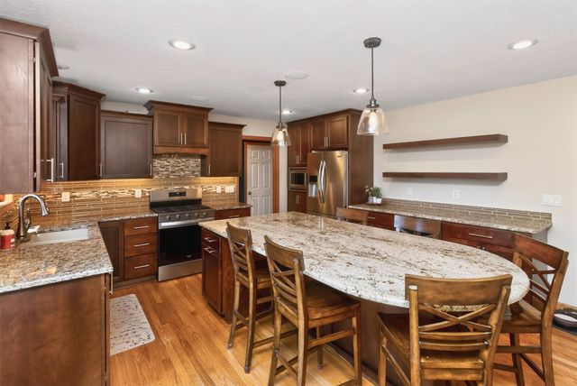 909 NE 16th Street, Ankeny, IA 50021