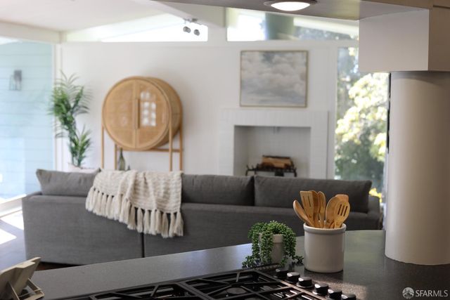 285 Moncada Way, San Francisco, CA 94127