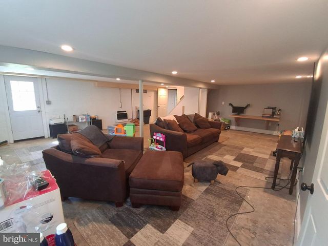 4499 BETHEL RD, Boothwyn, PA 19061