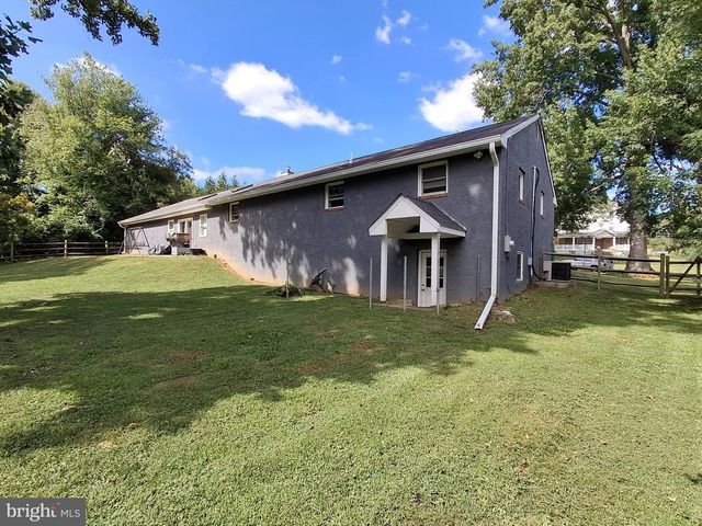4499 BETHEL RD, Boothwyn, PA 19061