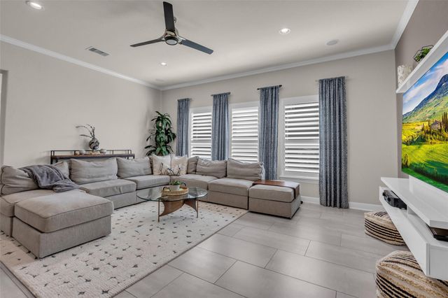 1723 Pampas Trail Drive, Friendswood, TX 77546