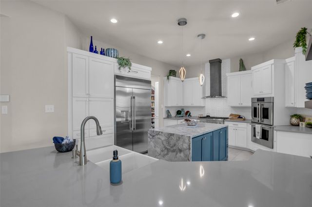 1723 Pampas Trail Drive, Friendswood, TX 77546