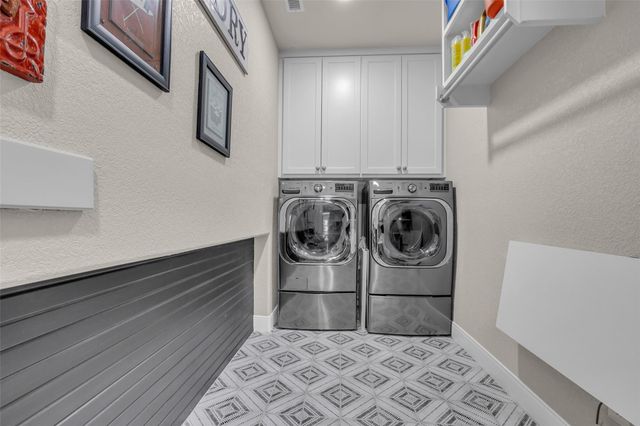 1723 Pampas Trail Drive, Friendswood, TX 77546