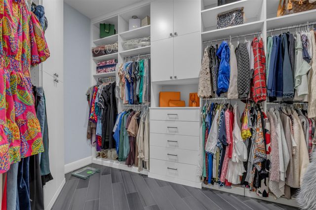 1723 Pampas Trail Drive, Friendswood, TX 77546