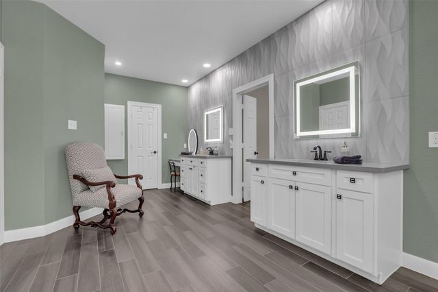 1723 Pampas Trail Drive, Friendswood, TX 77546