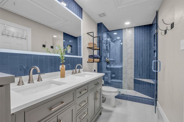 1723 Pampas Trail Drive, Friendswood, TX 77546