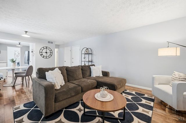 7689 Devonwood Drive, West Chester, OH 45069