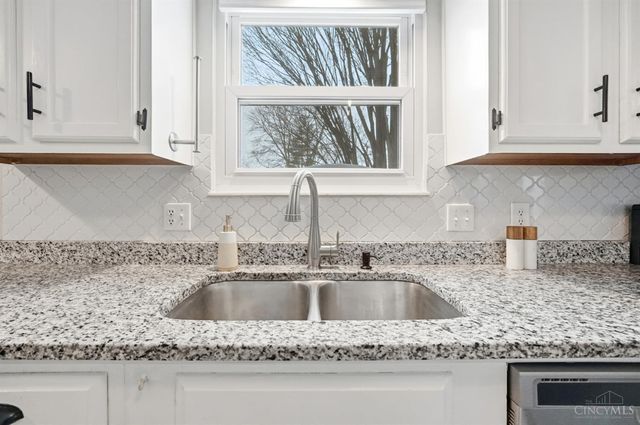 7689 Devonwood Drive, West Chester, OH 45069