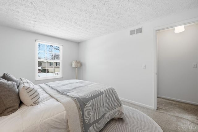 7689 Devonwood Drive, West Chester, OH 45069