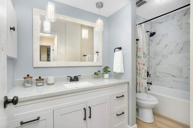 37 Birnamwood Drive, Burnsville, MN 55337