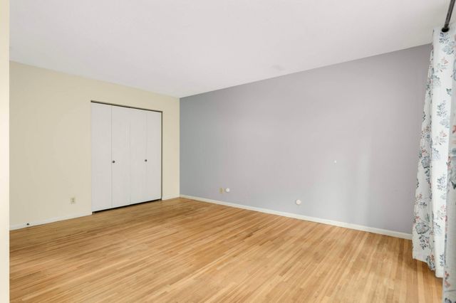 37 Birnamwood Drive, Burnsville, MN 55337