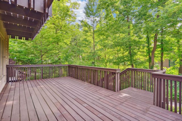 37 Birnamwood Drive, Burnsville, MN 55337