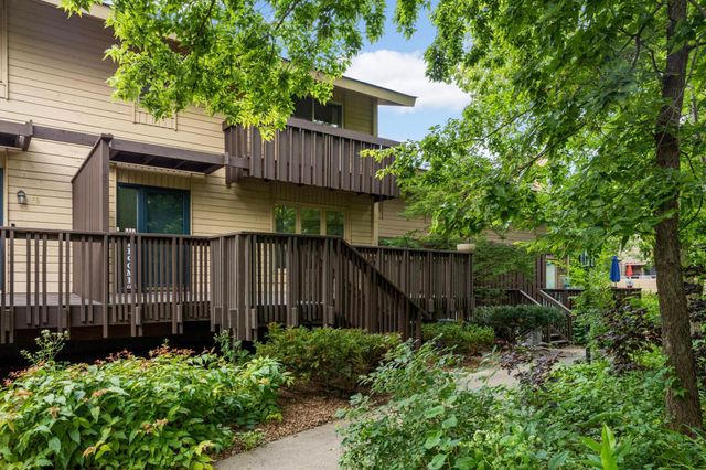 37 Birnamwood Drive, Burnsville, MN 55337