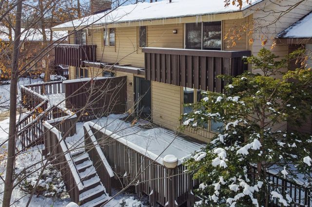 37 Birnamwood Drive, Burnsville, MN 55337