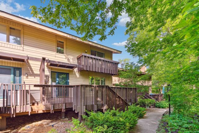 37 Birnamwood Drive, Burnsville, MN 55337