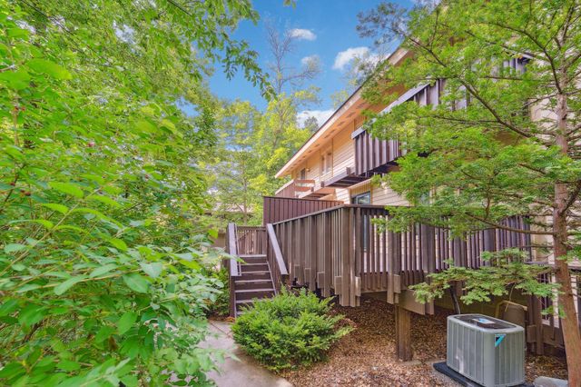 37 Birnamwood Drive, Burnsville, MN 55337