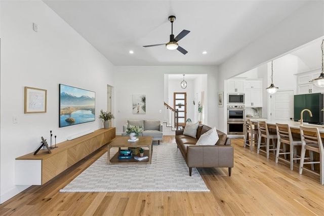 8825 Beechgrove Drive, Arcadia, OK 73007