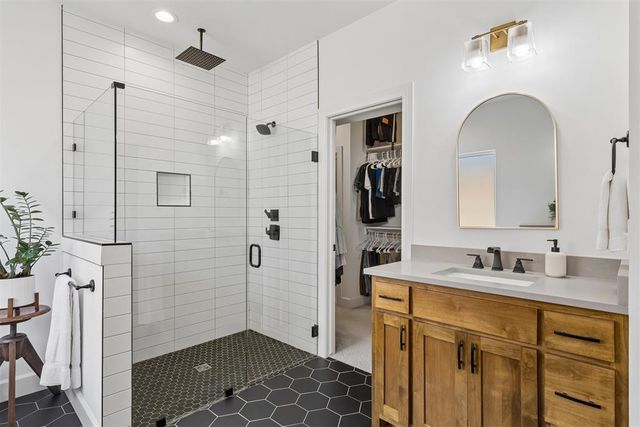 8825 Beechgrove Drive, Arcadia, OK 73007