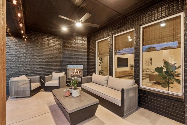 8825 Beechgrove Drive, Arcadia, OK 73007