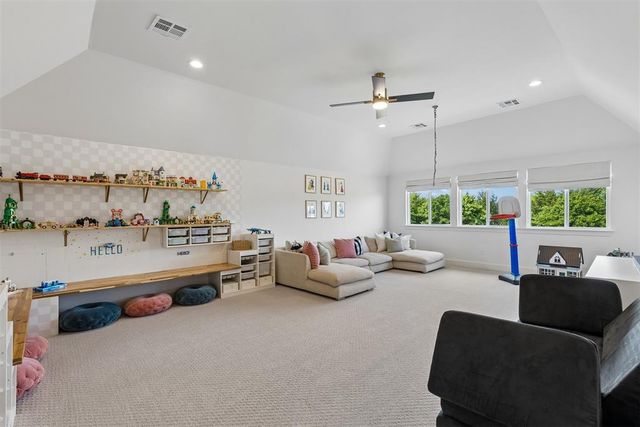 8825 Beechgrove Drive, Arcadia, OK 73007