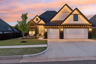 8825 Beechgrove Drive, Arcadia, OK 73007