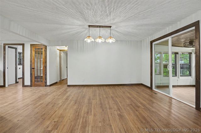 244 Covey Lane, Locust Grove, OK 74352