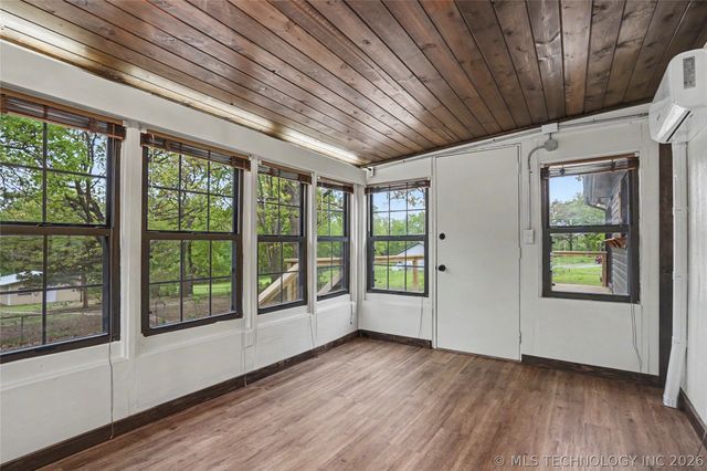 244 Covey Lane, Locust Grove, OK 74352