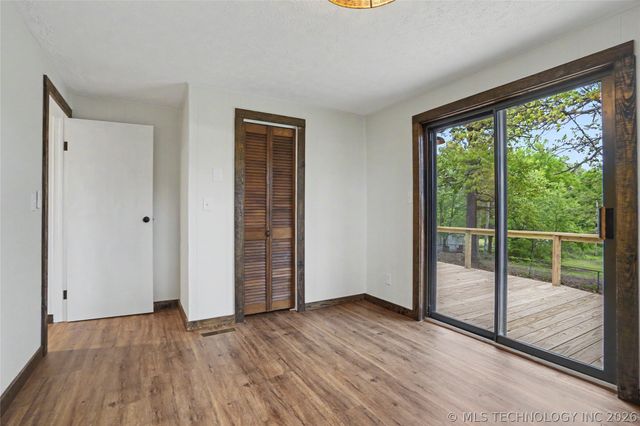 244 Covey Lane, Locust Grove, OK 74352